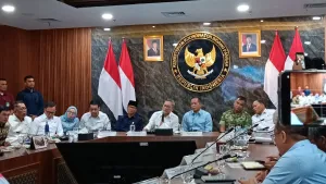 Menko Pangan Gelar Rakor untuk Percepat Operasionalisasi Koperasi Merah Putih
