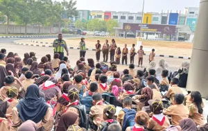 Polres Tangerang Edukasi 23...