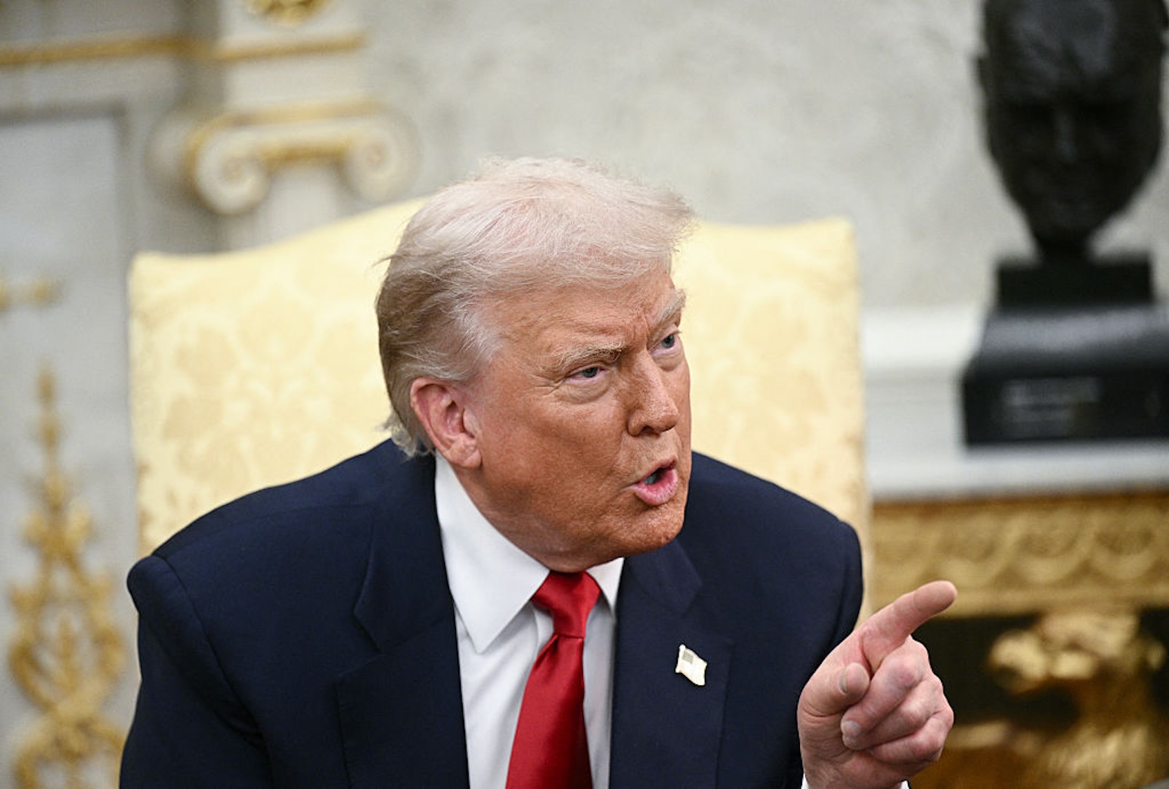 Sebut Perang Konyol, Trump Minta Russia-Ukraina Segera Be...