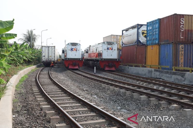 Biaya Logistik RI Masih Tinggi, Target Penurunan Jadi Uji...