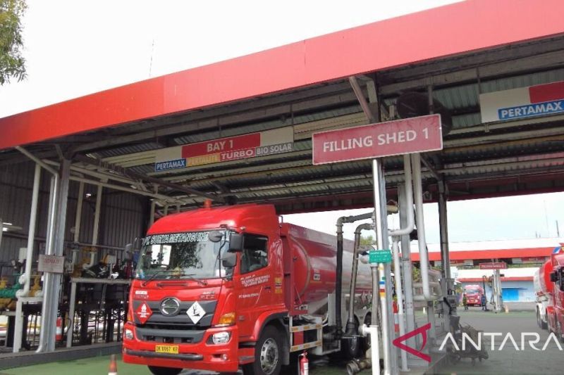 Percepat Distribusi BBM, Pertamina Patra Niaga Kirim Empat Truk Tangki dari Banyuwangi ke Bali
