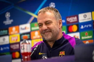 Rekor Sempurna dalam 10 Laga Barcelona Bikin Optimistis, Hansi Flick Malah Ingatkan Ancaman Ini