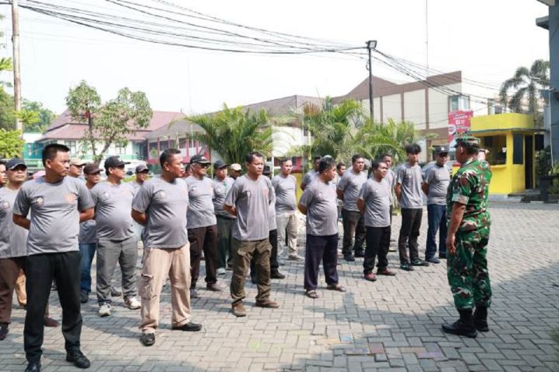 Satpol PP Gandeng TNI-Polri untuk Tingkatkan Kemampuan Sa...