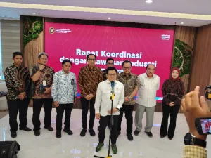 Menko PM Gandeng Industri Tekan Angka Kemiskinan di Indonesia