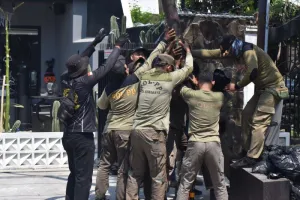 Pemkot Surabaya Tertibkan Jaringan Utilitas Tak Berizin