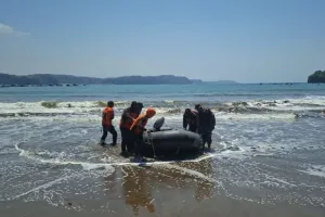 Pencarian Nelayan Pencari Gurita Hilang Terkendala Ombak Tinggi