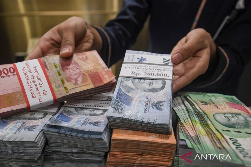 Rupiah Hari Ini Tembus Rp18.000! BI Terus Intervensi Pasar di Tengah Sentimen Risk-off