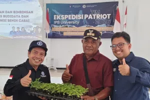 Bukan Sekadar Bantuan! IPB University Punya Misi Khusus untuk Petani Cabai di Merauke