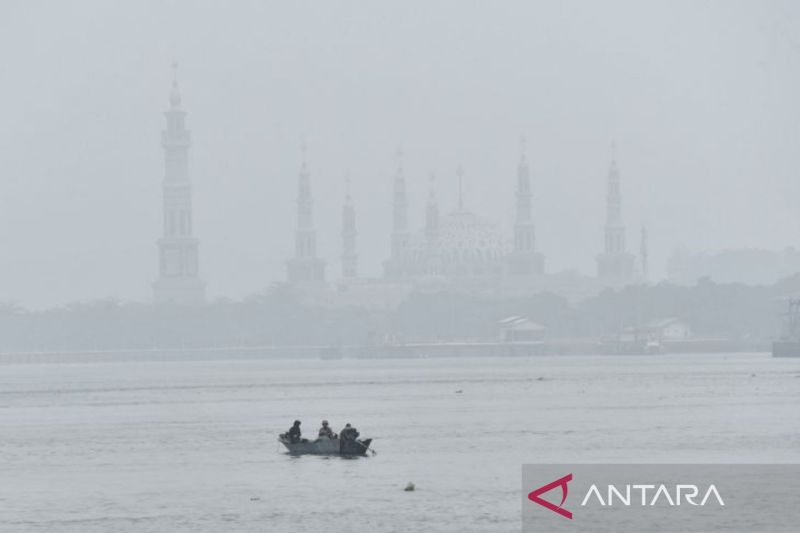 Kabar Baik yang Melegakan! Asap Karhutla Mulai Menjauh da...