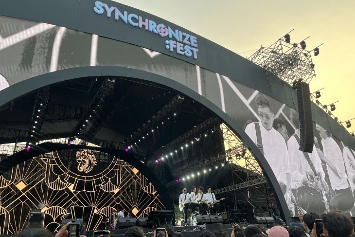 Prihatin Bencana Karhutla, The Changcuters Ajak Penonton Doakan Warga Terdampak di Synchronize Fest 2026 