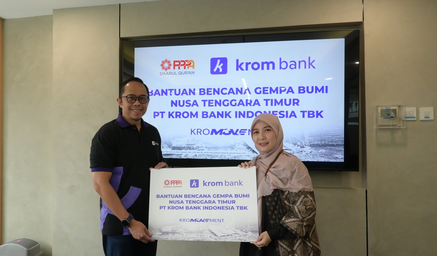 Buka Dapur Umum dan Layanan Medis, Krom Bank Bantu Masyar...