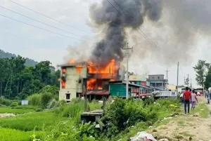 Gagal Menyelamatkan Diri, 10 Wisatawan Tewas Akibat Kebakaran Hotel di Bangladesh
