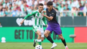 La Liga Spanyol: Yamal Menggila, Barcelona Bantai Betis 5-2, Atletico Madrid Menang Dramatis