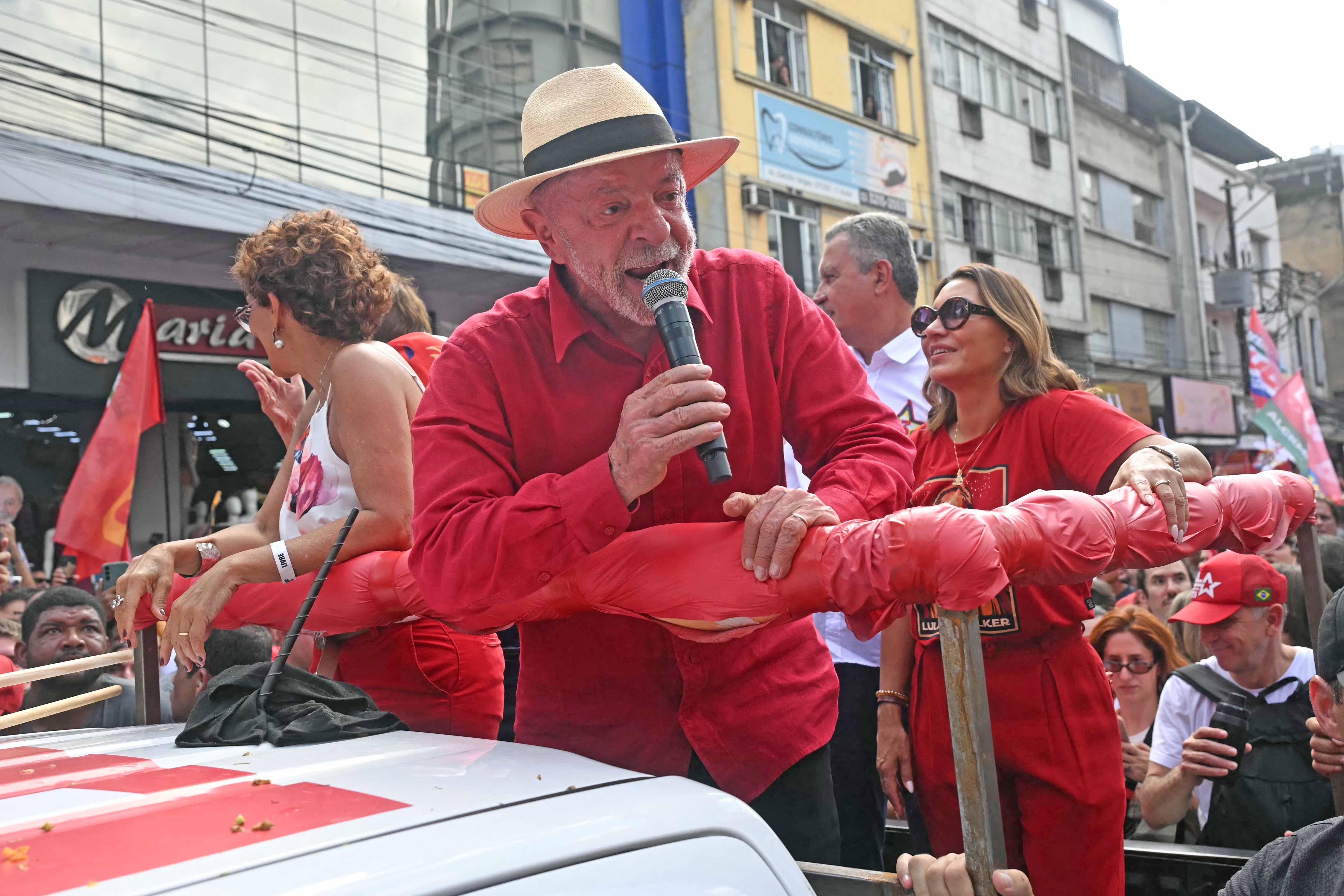 Lula dan Bolsonaro Berhadapan dalam Debat Jelang Pemilu Putaran Kedua