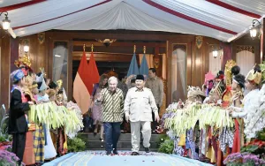 Pakai Batik Parang, Sekjen PBB António Guterres Temui Prabowo di Hambalang Bahas Isu Panas Dunia