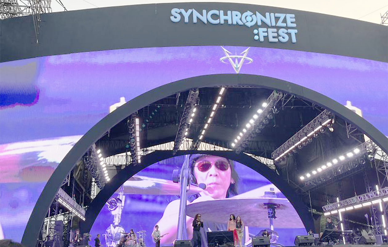 Pecah! Bimbim dan Kaka Slank Mendadak Naik Panggung Bareng Vierratale di Synchronize Fest