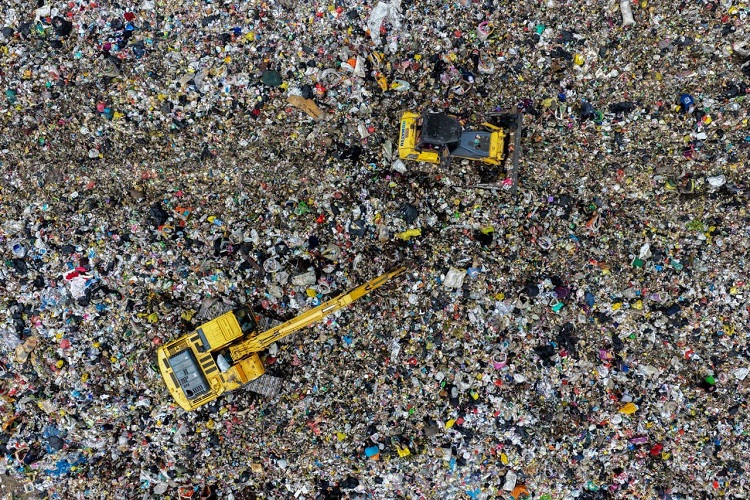 Pemkot Bandung Targetkan Kurangi Sampah Organik ke TPA hi...