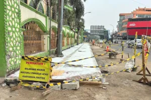 Pemkot Tangerang Perlebar Trotoar Menuju Pusat Kuliner Pasar Lama