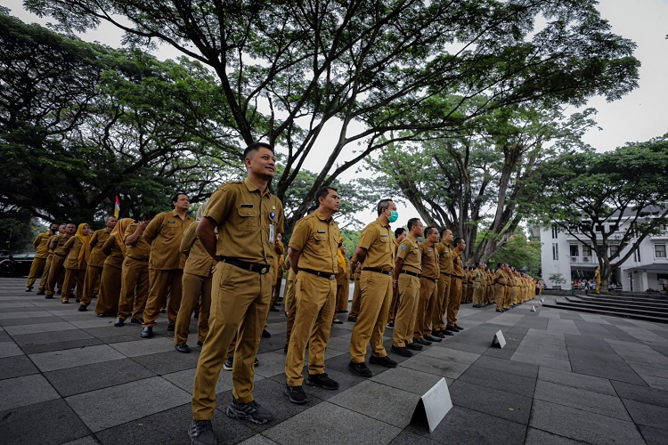 Wali Kota Bandung Tegaskan ASN Harus Menjaga Standar Etik...