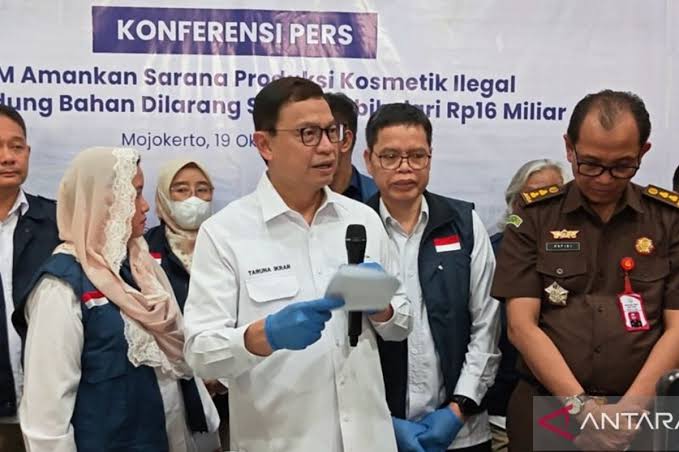 BPOM Segel Pabrik Kosmetik Ilegal di Mojokerto: Omzet Rp9 Miliar per Tahun