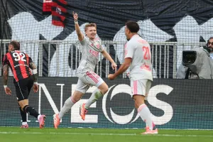 Lyon Rebut Puncak Klasemen Ligue 1, Monaco Telan Kekalahan Perdana Musim Ini