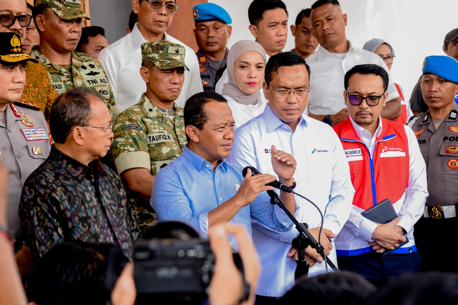 Marak Antrean BBM di Daerah: Pemerintah Fokus Benahi Distribusi