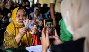Soal Rencana Penyaluran Bansos lewat KDKMP, Ini Kata Wamensos