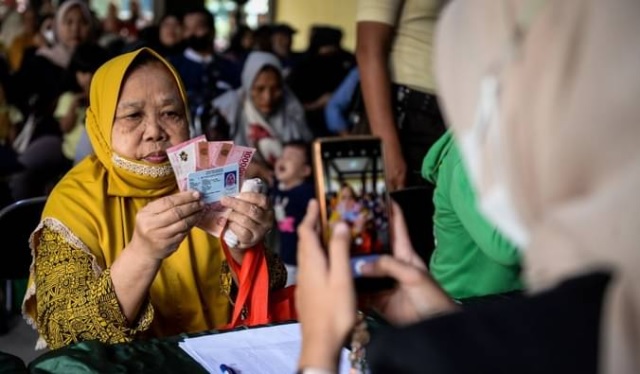 Soal Rencana Penyaluran Bansos lewat KDKMP, Ini Kata Wamensos