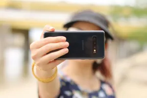 Cukup Foto Selfie, AI Baru ...