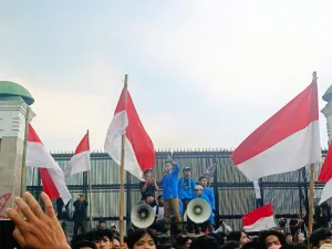 Demo Dua Tahun Prabowo-Gibran, Mahasiswa Bawa 5 Tuntutan Utama