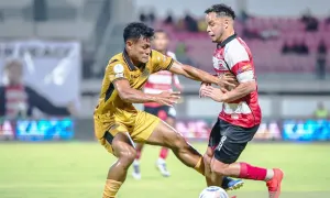 Kandang Sape Kerrab Angker, Lulinha Siapkan Neraka Buat Persib Bandung di Pamekasan