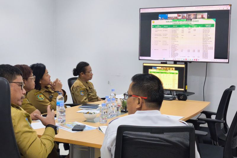 Kendalikan Harga Pangan, Pemprov Papua Pantau Kenaikan Harga Cabai di Kabupaten Biak Numfor