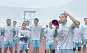 Kontrak Habis Akhir Musim, Marc Klok Buat Pengakuan Mengejutkan Soal Masa Depannya di Persib