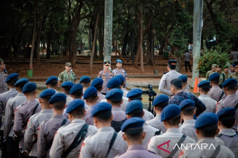 Amankan Aksi Demo, Polisi dan TNI Kerahkan 9.505 Personel...