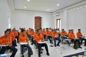Perkuat Budaya Keselamatan, PT KAI Daop 7 Madiun Tingkatkan Kompetensi Puluhan Petugas Jaga Lintasan