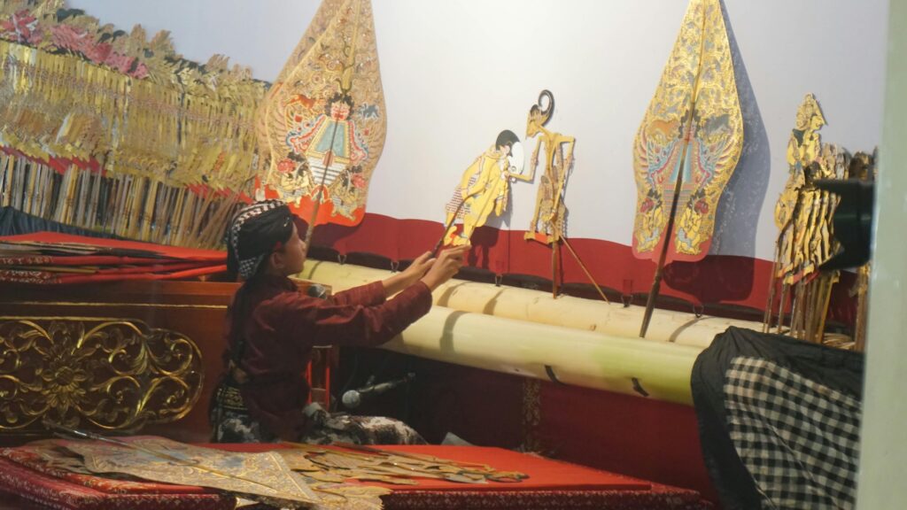 Regenerasi Dalang, Cara Gunungkidul Jaga Wayang di Tengah...