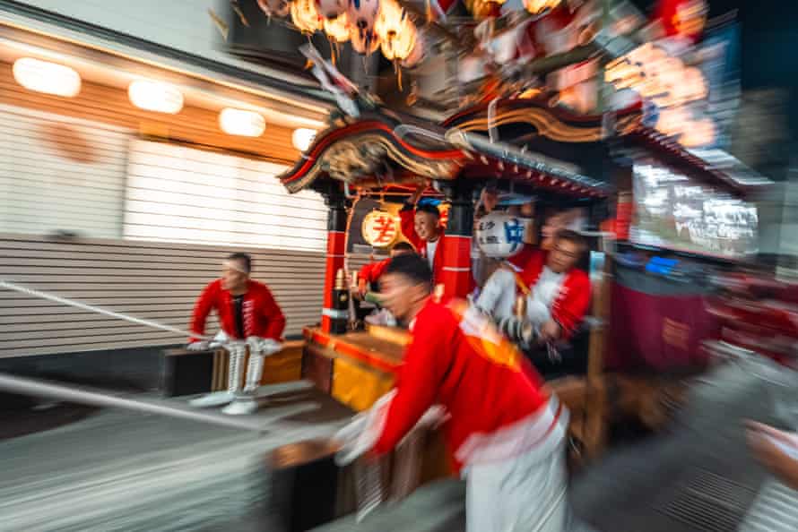 Tiga Orang Tewas Terinjak-injak dalam Festival Tradisiona...