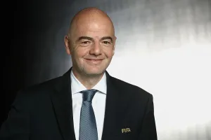 UEFA Desak FIFA Segera Jawa...
