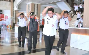 112 Sekolah dan 10 Kantor d...