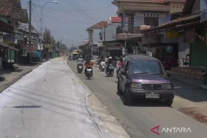 Antisipasi Musim Hujan, Pemerintah Kabupaten Kudus Percepat Perbaikan Jalan 