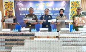 Bea Cukai Sumbawa Ungkap 236 Ribu Batang Rokok Ilegal di Ritel Modern