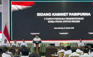 Buka Sidang Kabinet Paripur...
