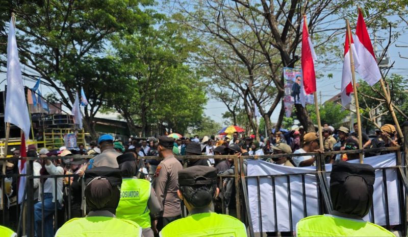 Bupati Pati Nonaktif, Sudewa, Divonis 8,5 Tahun Penjara
