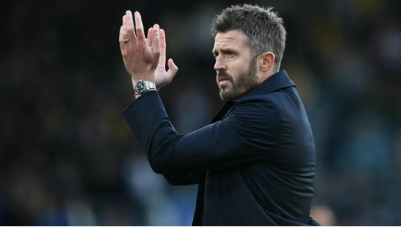 Carrick Tertekan di Manchester United, Tegaskan Kemenangan Jadi Jawaban