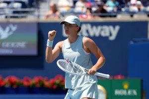 Cedera Paha Kiri, Swiatek Mundur dari Ningbo Open