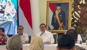 Pengguna Transportasi Umum ...