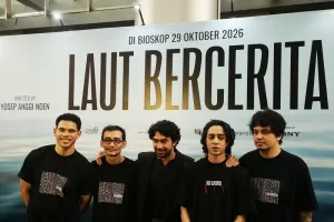 Reza Rahadian Soroti Pengkhianatan dalam Film Laut Bercerita, Anak Muda Jadi Harapan