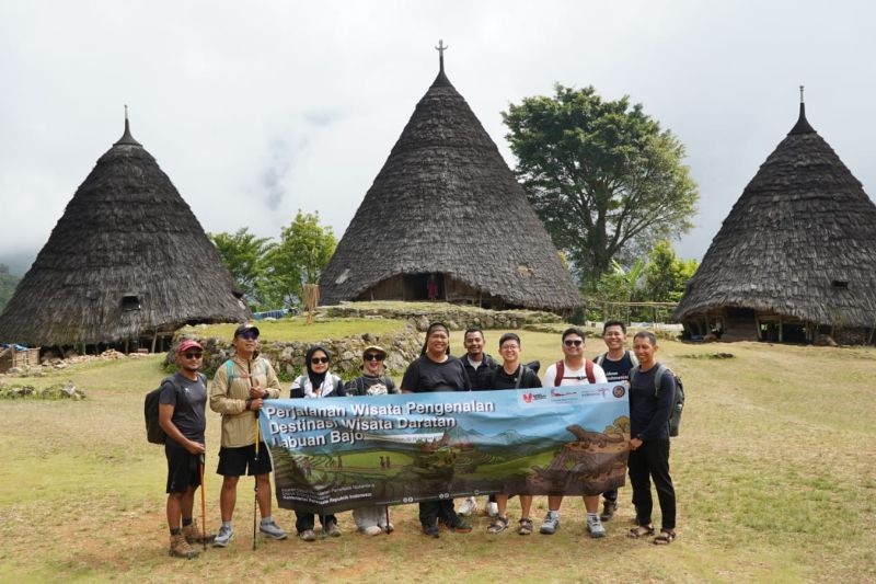 Tak Hanya Pulau Komodo, Kemenpar Dorong Wisatawan Jelajahi Destinasi Daratan Flores