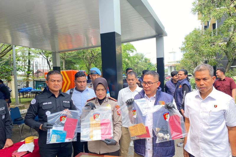 Tim Resmob Polda Sumbar Ungkap Sindikat Kawanan Pencuri Kendaraan Bermotor