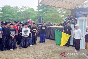 Jalan Sehat Sarungan Meriahkan Hari Santri Nasional dan Pererat Kebersamaan di Lampung Selatan